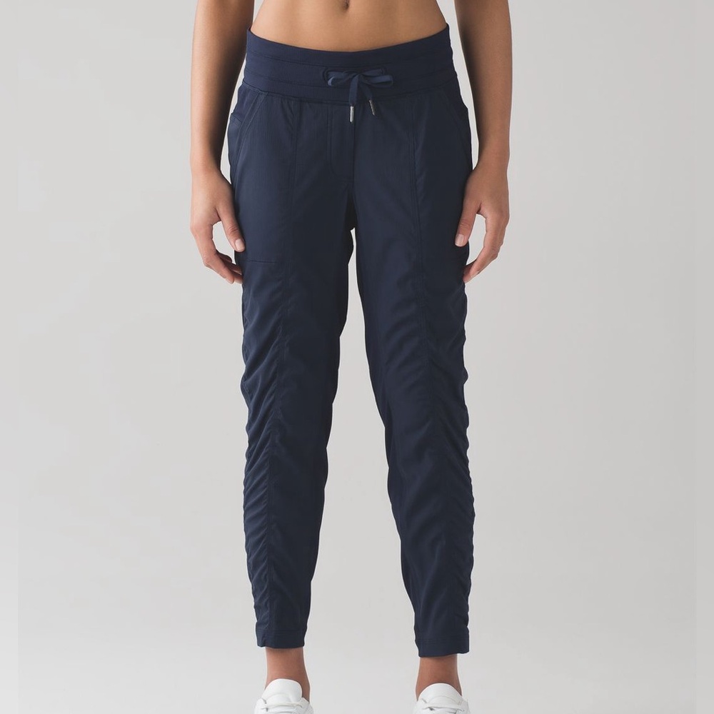 Lululemon Street to Studio Cropped Pants in Deep Navy